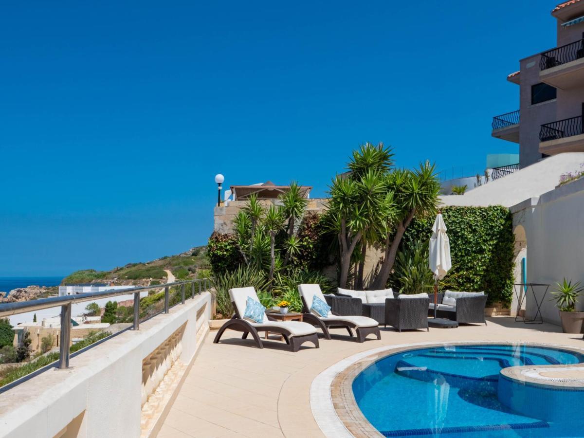 Villa Palma - Sunset Sea Views With Pool, Jacuzzi, Sauna And Games Room Мелліха Екстер'єр фото